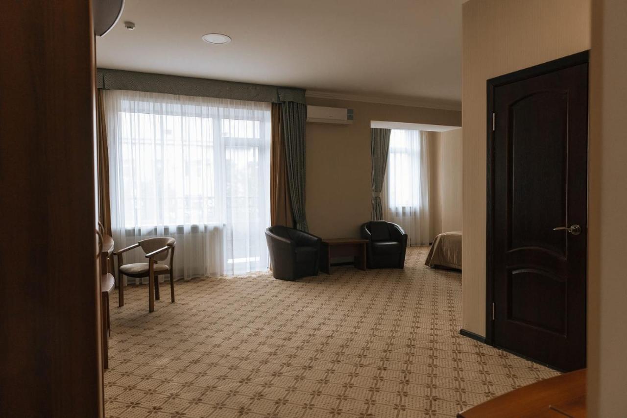 Medeu Hotel Kostanay Exterior foto